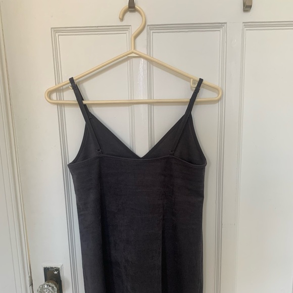 ARITZIA SIMPLE & CHIC GREY/TAUPE SUEDE DRESS - Picture 4 of 4